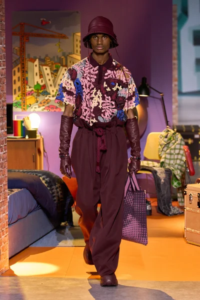 Look 55